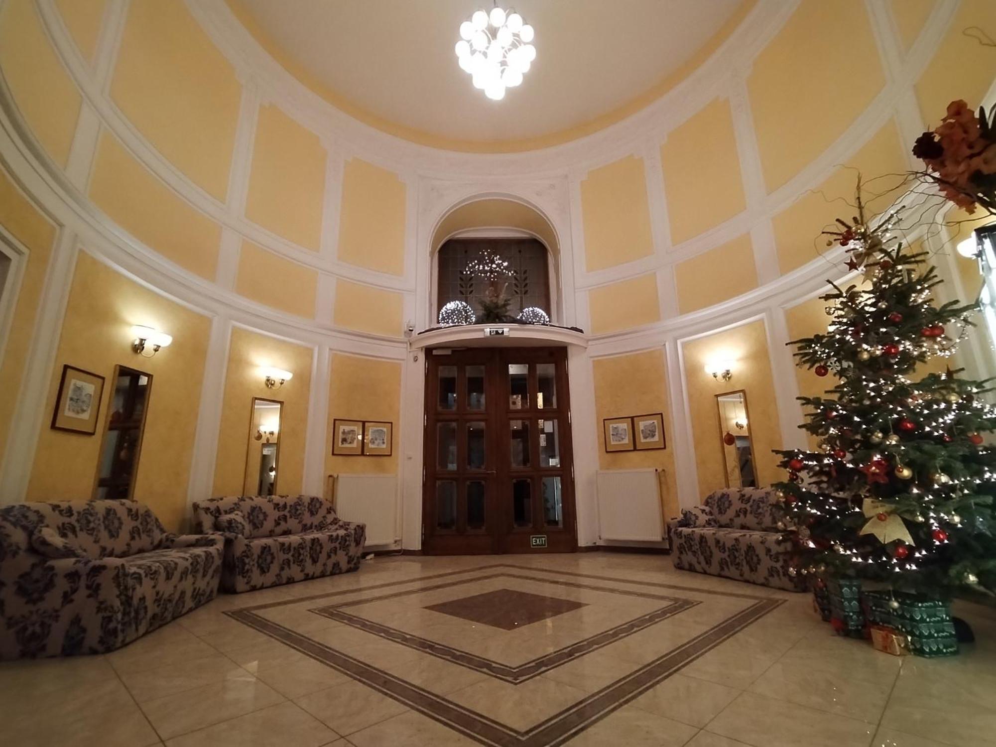 Hotel Flora Маріанські Лазні Екстер'єр фото